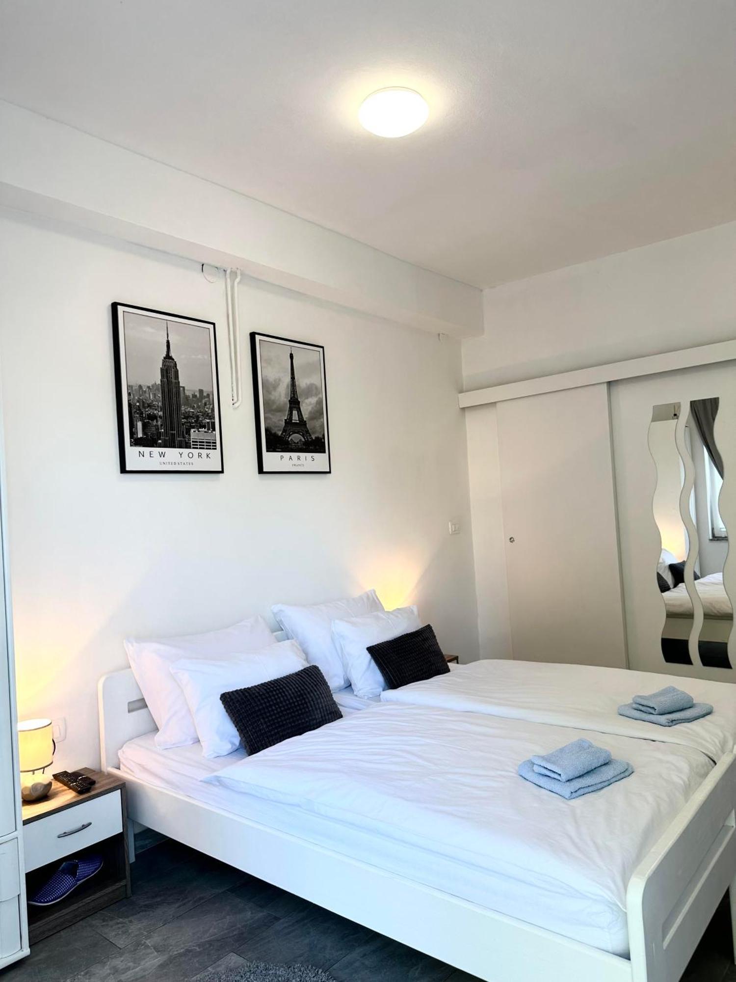 Studio Apartman Brletic Tounj Екстер'єр фото